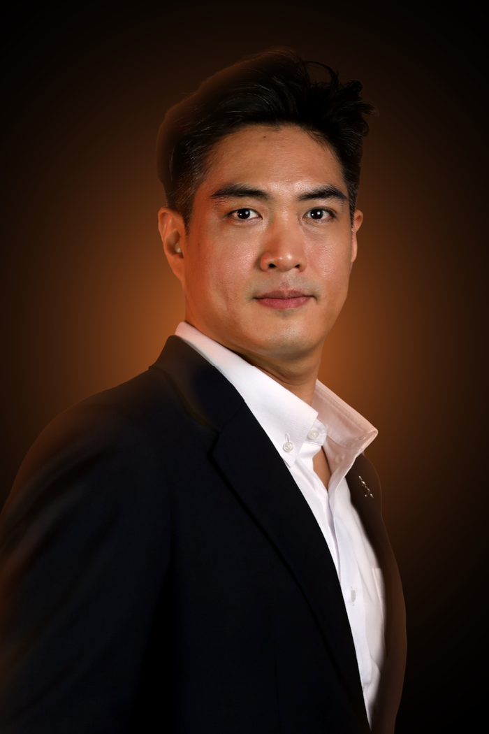 ชัยวัฒน์ สถาวรวิจิตร